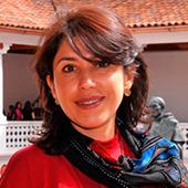 Moderadora: Patricia Acosta Moderadora: Patricia Acosta
