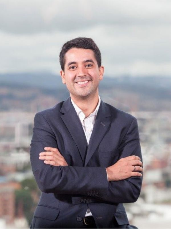 victor-saavedra