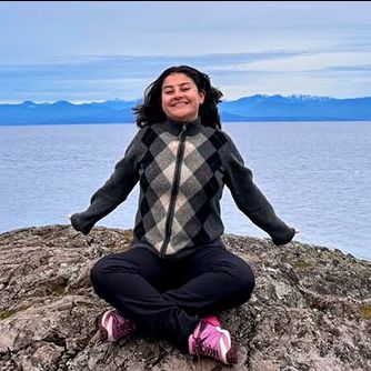 Sara Rodríguez, estudiante del pregrado en Ciencias del Sistema Tierra y beneficiaria de la beca ELAP en 2025-1