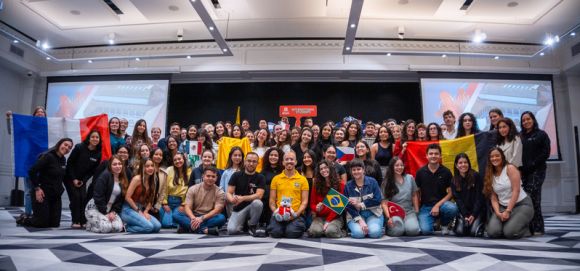Recibimos con entusiasmo a los estudiantes internacionales en este 2025-2