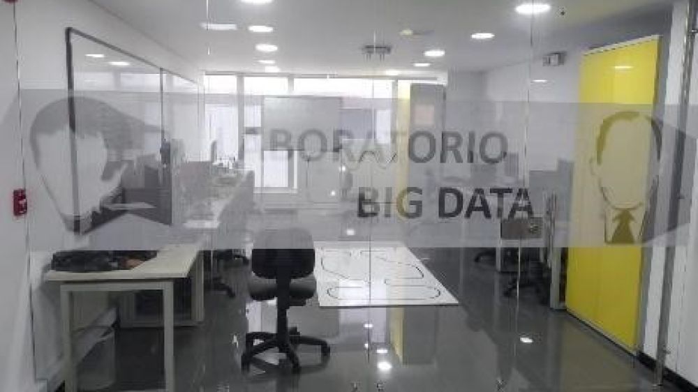 lab-big-data.jpg